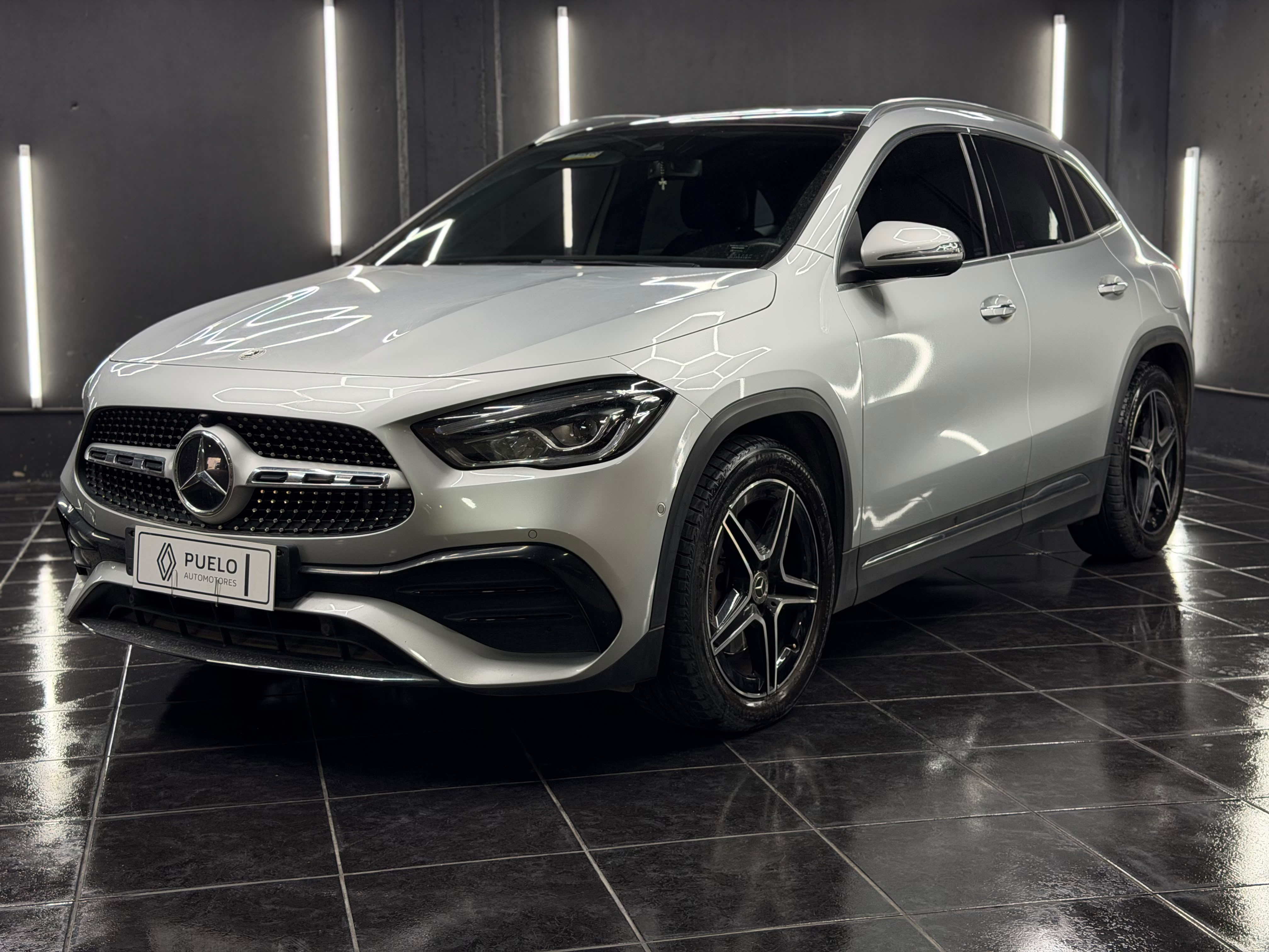 MERCEDES BENZ GLA
